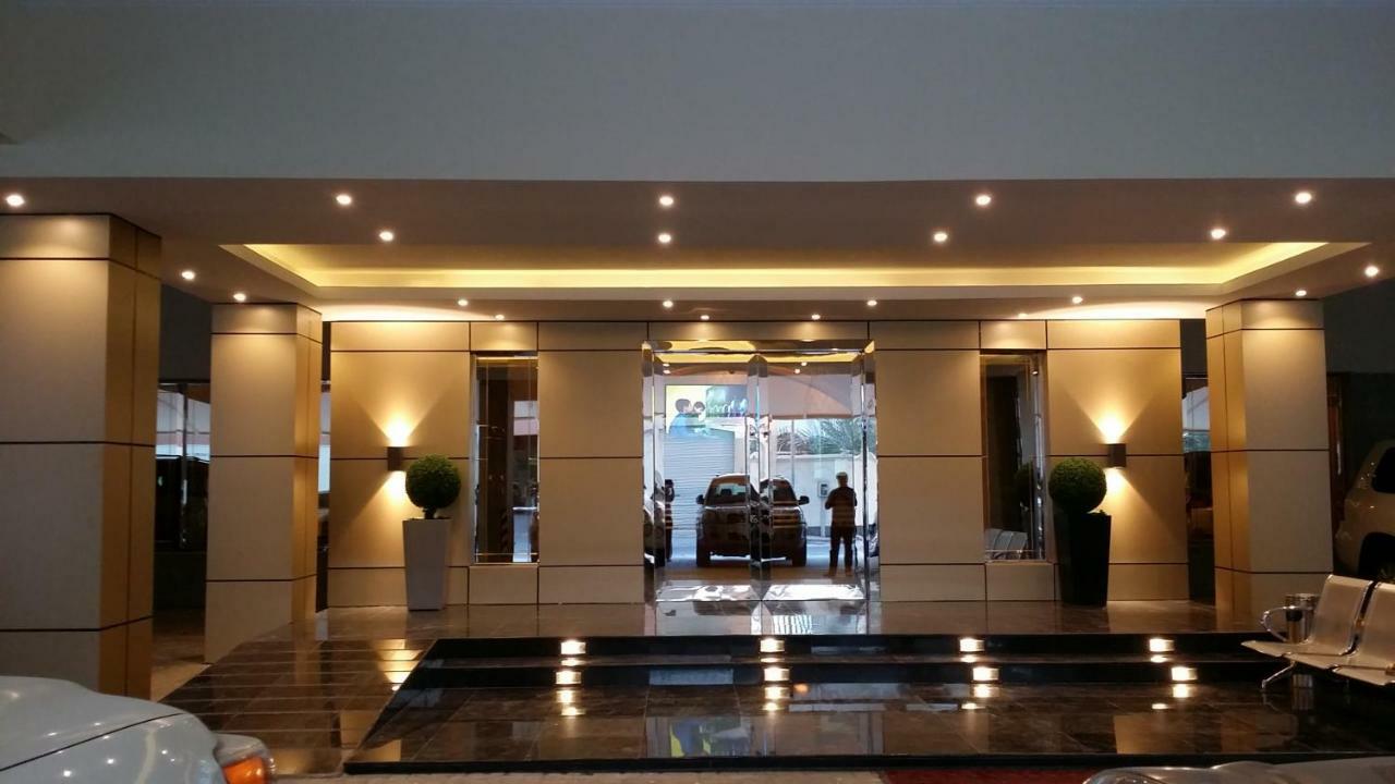 Ruru Tower Apart otel Manama Dış mekan fotoğraf