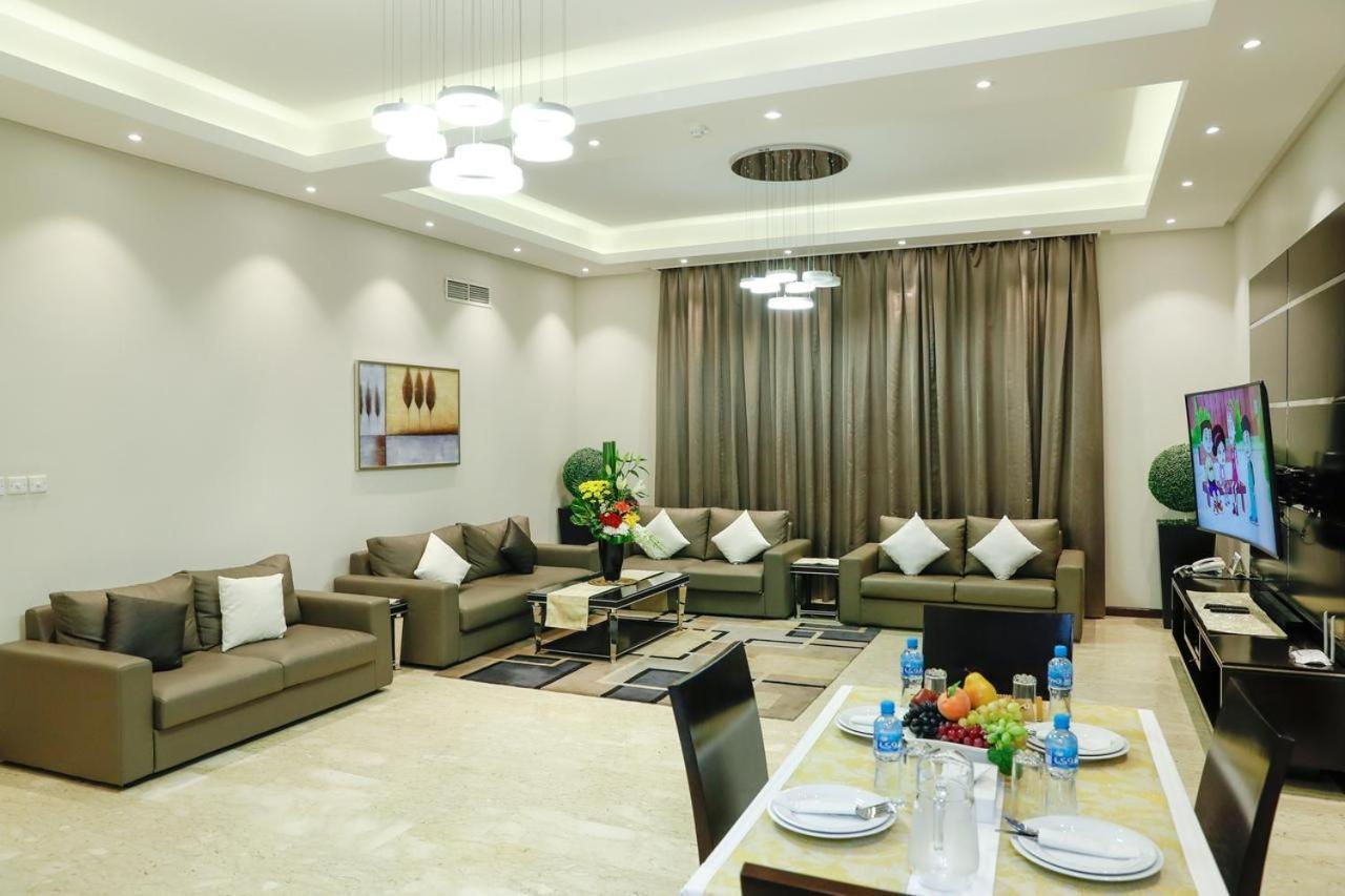 Ruru Tower Apart otel Manama Dış mekan fotoğraf